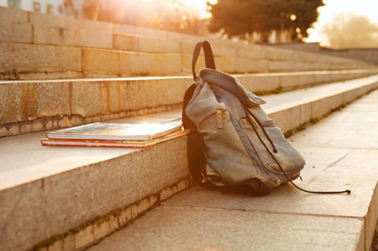 Paquete Fuera De La Escuela Paquete Fuera De La Escuela