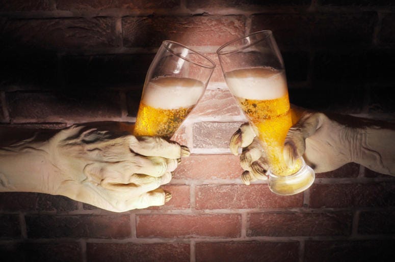 Los 5 Bares Mas Embrujados De Fort Worth Scary hands of monster . Halloween concept.