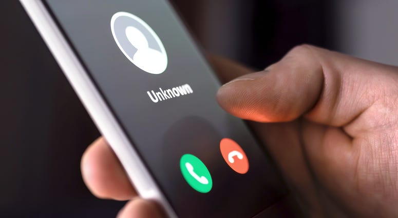 picture of cell phone with unknown caller