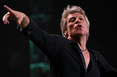 Feb 12, 2017; Sunrise, FL, USA; Jon Bon Jovi performs at the BB&T Center. Mandatory Credit: Ron Elkman/USA TODAY NETWORK
