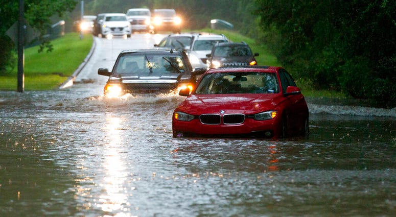 South Texas Flooding Heavy rain is battering parts of southeast Texas prompting flash flood warnings, power outages and calls for water rescues.