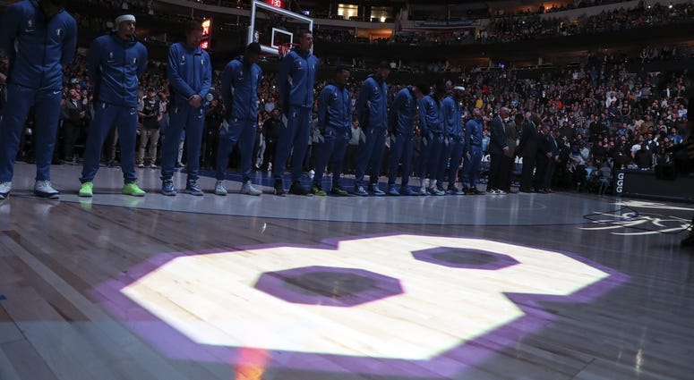 Dallas Mavericks honor the memory of Kobe Bryant Dallas Mavericks honor the memory of Kobe Bryant