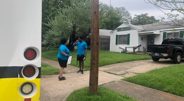 With Senior Centers Closed, Dallas Parks & Rec Going To Seniors' Homes With Senior Centers Closed, Dallas Parks & Rec Going To Seniors' Homes