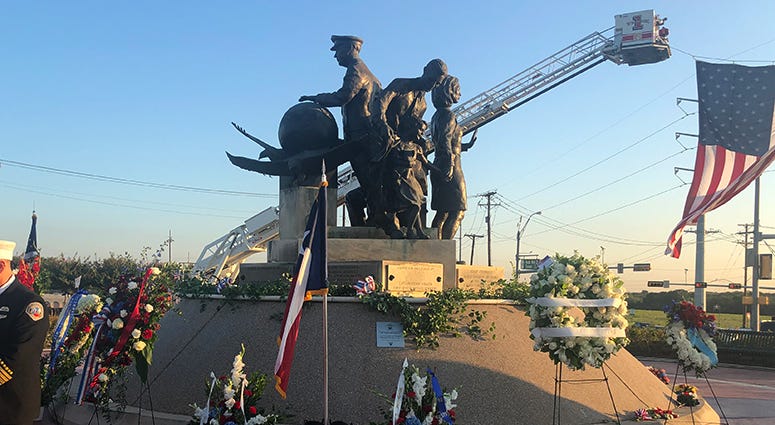 9/11 Flight Crew Memorial in Grapevine 9/11 Flight Crew Memorial in Grapevine