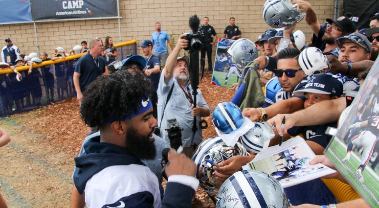 Ezekiel Elliott At 2018 Dallas Cowboys Training Camp Ezekiel Elliott At 2018 Dallas Cowboys Training Camp