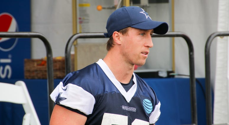 Sean Lee At 2018 Dallas Cowboys Training Camp Sean Lee At 2018 Dallas Cowboys Training Camp