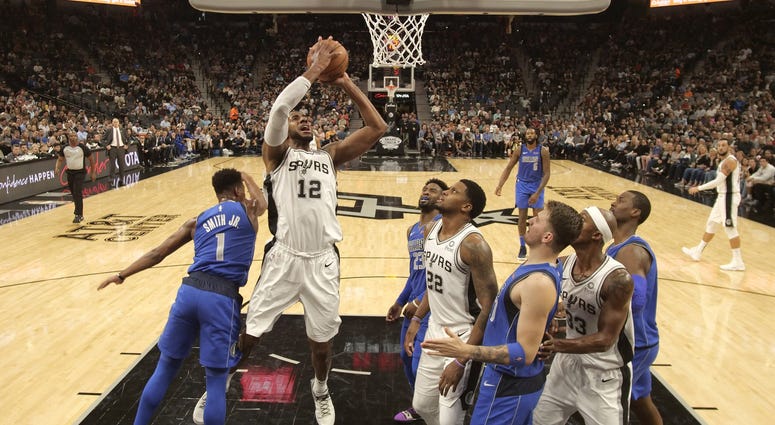 Dallas Mavericks at San Antonio Spurs Dallas Mavericks at San Antonio Spurs