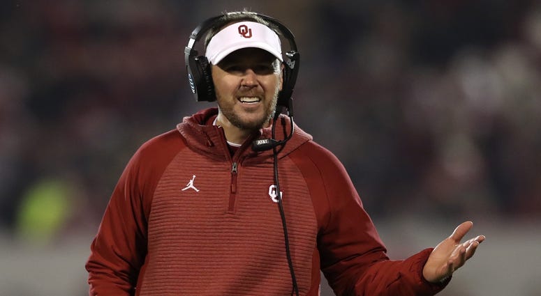 Oklahoma Sooners head coach Lincoln Riley Oklahoma Sooners head coach Lincoln Riley