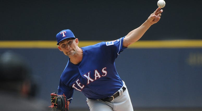 Texas Rangers starting pitcher Mike Minor Texas Rangers starting pitcher Mike Minor