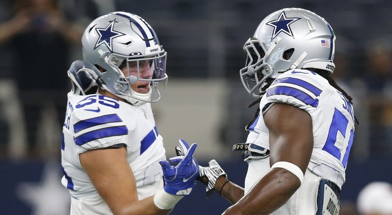 Dallas Cowboys middle linebacker Jaylon Smith (54) and outside linebacker Leighton Vander Esch Dallas Cowboys middle linebacker Jaylon Smith (54) and outside linebacker Leighton Vander Esch