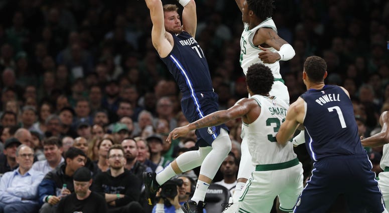 Dallas Mavericks at Boston Celtics Dallas Mavericks at Boston Celtics