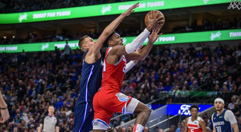 Sacramento Kings at Dallas Mavericks Sacramento Kings at Dallas Mavericks