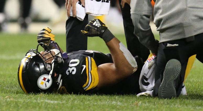 Pittsburgh Steelers running back James Conner Pittsburgh Steelers running back James Conner