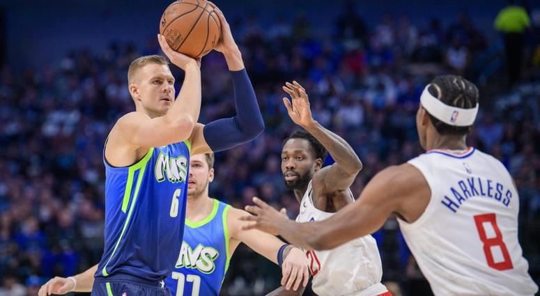 Los Angeles Clippers at Dallas Mavericks Los Angeles Clippers at Dallas Mavericks