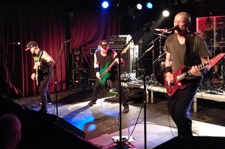Keep It 100 – Helmet “Unsung”