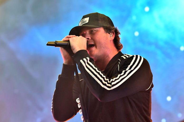 KROQ Almost Acoustic Christmas 2019