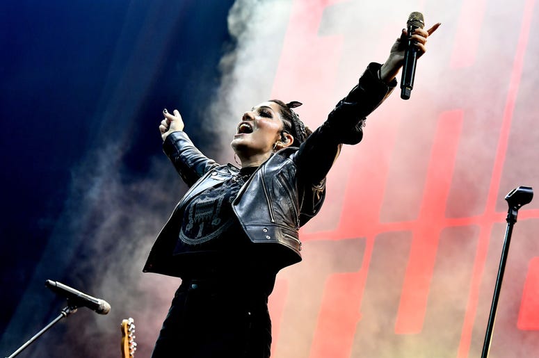 KROQ Almost Acoustic Christmas 2019
