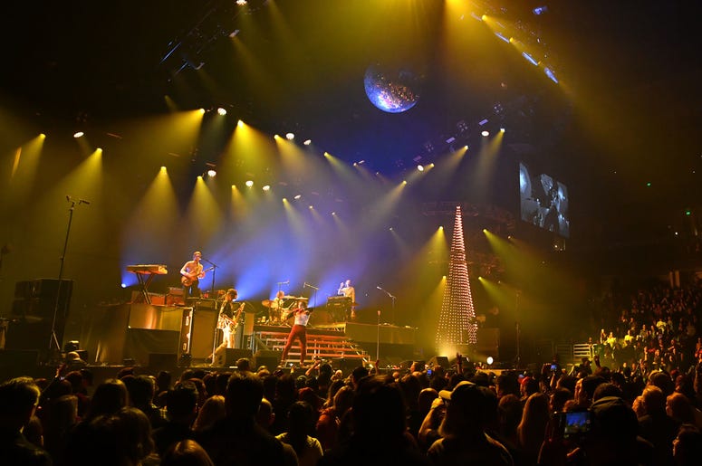 KROQ Almost Acoustic Christmas 2019