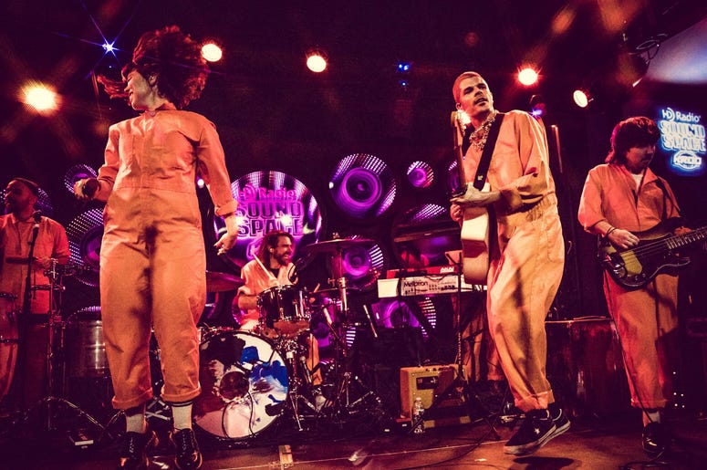 Grouplove