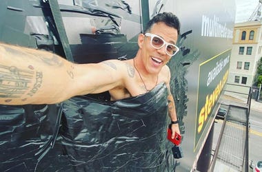 Steve-O on his Gnarly billboard