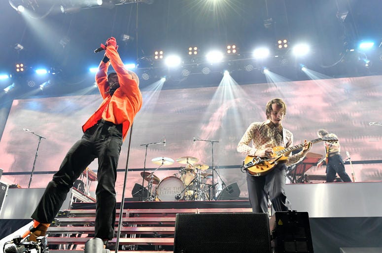 KROQ Almost Acoustic Christmas Cage The Elephant
