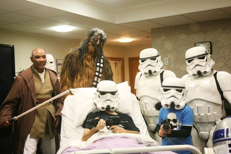 Disney and Bob Iger Screen ‘Star Wars: The Rise Of Skywalker’ For A Dying Fan