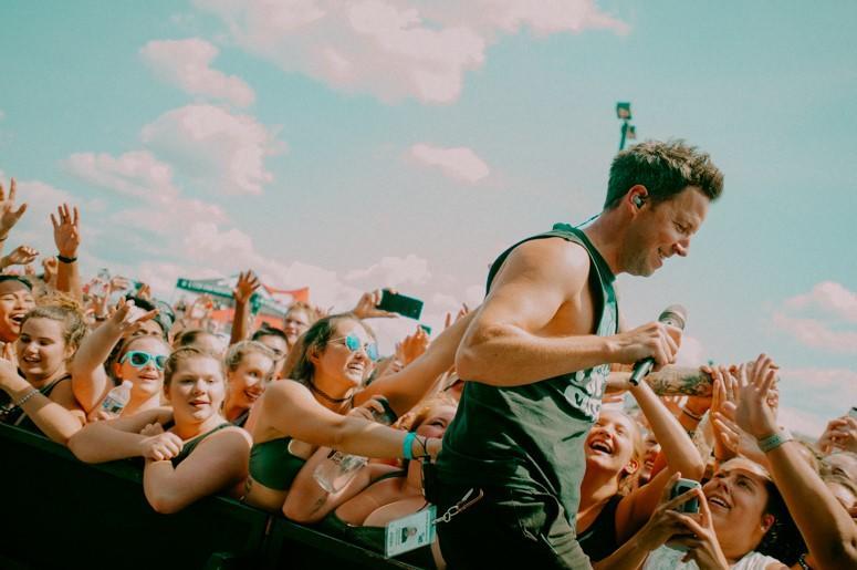 Simple Plan plays Warped Tour 2018 Simple Plan plays Warped Tour 2018