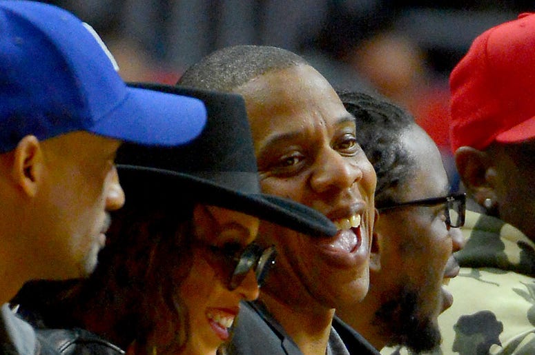 Feb 20, 2016; Los Angeles, CA, USA; Jay Z & Beyonce watch the game between the Los Angeles Clippers and the Golden State Warriors game at Staples Center. The Warriors won 115-112. Mandatory Credit: Jayne Kamin-Oncea-USA TODAY Sports
