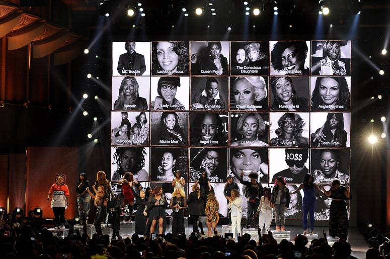 Honorees Missy Elliott, DJ Spinderella, Cheryl 'Salt' James, Sandra 'Pepa' Denton, Queen Latifah, and Lil Kim on the 'VH1 Hip Hop Honors: All Hail the Queens' at David Geffen Hall at Lincoln Center on Monday, July 11, 2016 in New York City. (Photo by Fran
