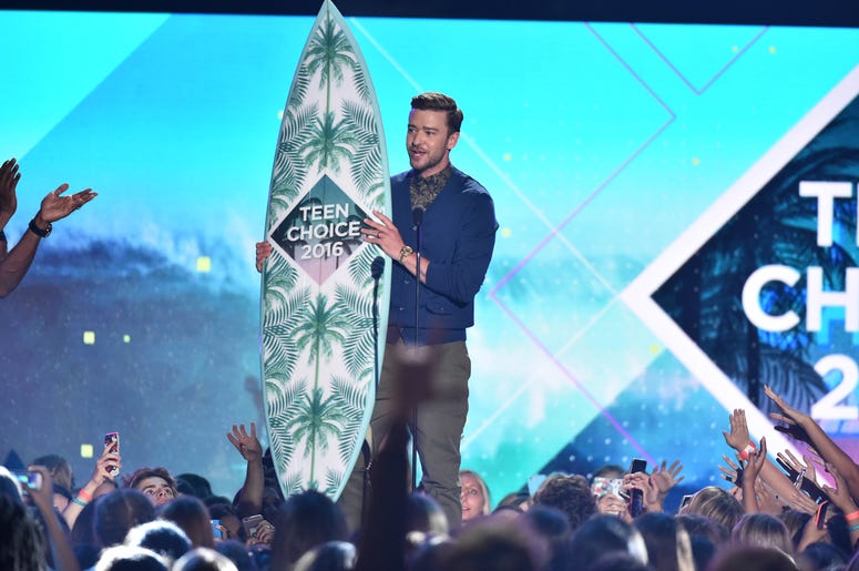 LOS ANGELES - JULY 31: Justin Timberlake onstage at FOX's Teen Choice 2016 at The Forum on July 31, 2016 in Los Angeles, California. (Photo by Vince Bucci/PictureGroup)
