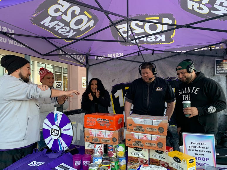 KSFM's Second Annual Thanksgiving Food Drive
