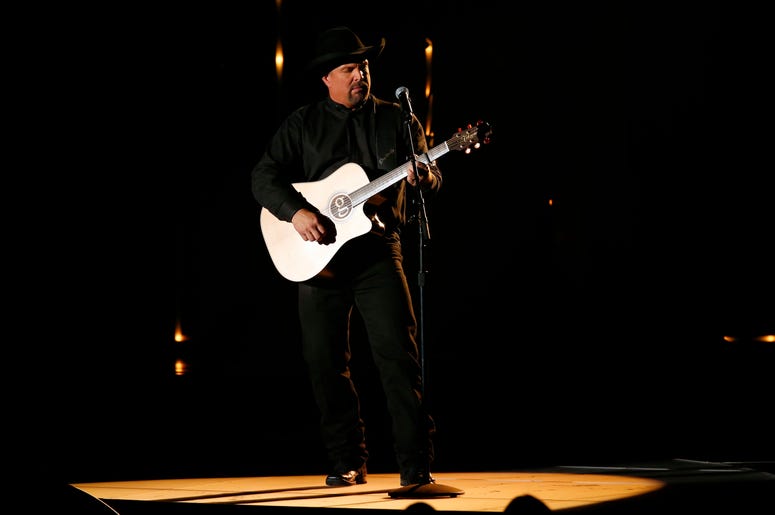 Garth Brooks appears on the 52nd Annual CMA Awards at the Bridgestone Arena on November 14, 2018 in Nashville, Tennessee Garth Brooks appears on the 52nd Annual CMA Awards at the Bridgestone Arena on November 14, 2018 in Nashville, Tennessee