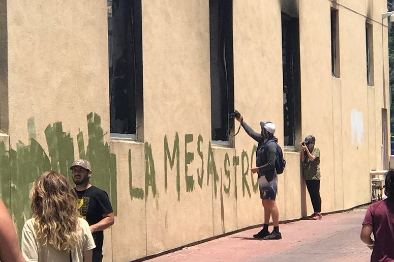 la mesa cleanup
