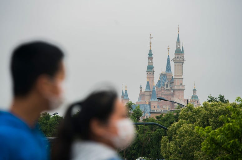 shanghai disneyland
