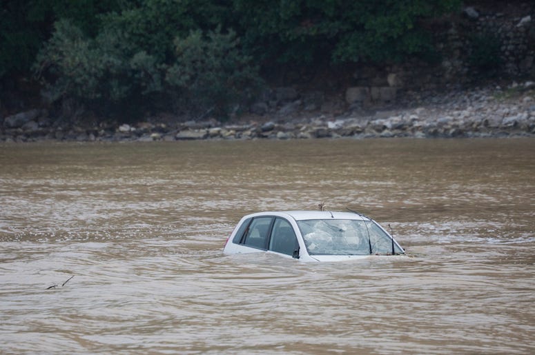 Damaged Car, Car, Floating, Underwater, Flood, Damaged Car, Car, Floating, Underwater, Flood,