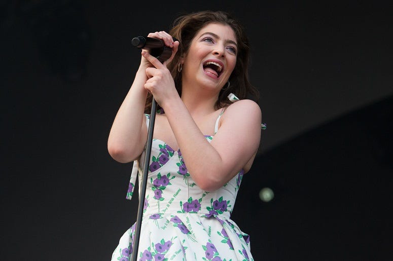 Photo credit: Katja Ogrin/ EMPICS Entertainment. (Photo by PA Images/Sipa USA) Lorde Singing