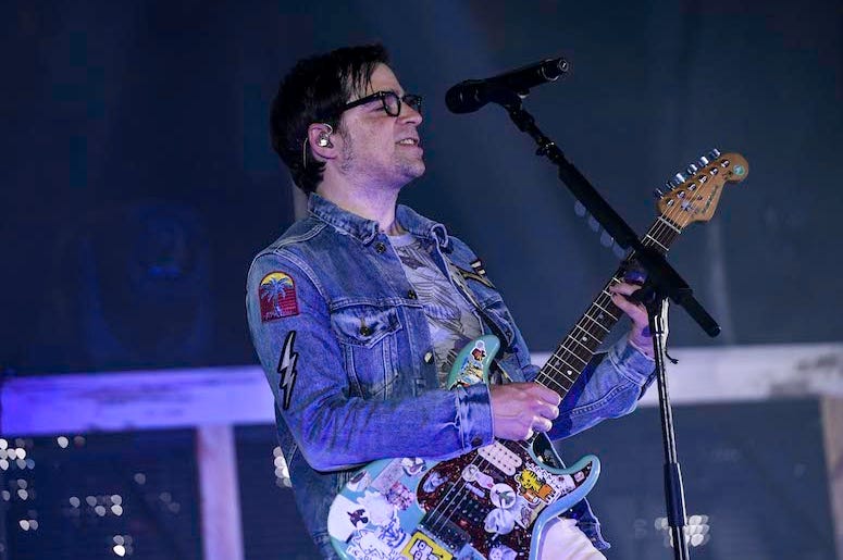Rivers Cuomo, Weezer, Concert, Guitar, 2016 Rivers Cuomo, Weezer, Concert, Guitar, 2016