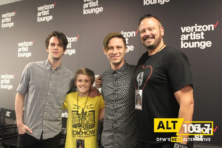iDKHOW Meet & Greet iDKHOW Meet & Greet