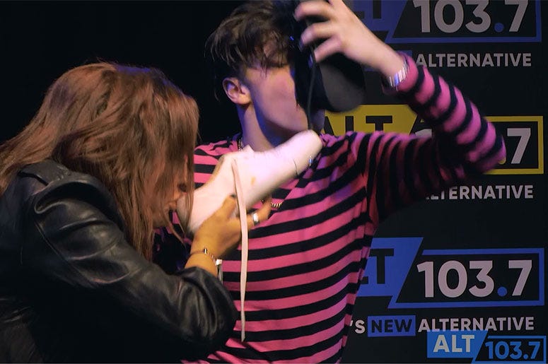 YUNGBLUD Q&A At ALT 103.7 Performance Showroom YUNGBLUD Q&A At ALT 103.7 Performance Showroom