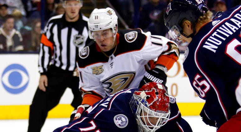Ducks forward Daniel Sprong, left Ducks forward Daniel Sprong, left