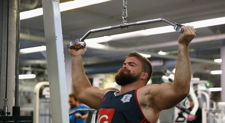 Harlequins Rugby player Rob Buchanan works out during a gym session at 24 Hour Fitness on August 5, 2016 in San Francisco, California