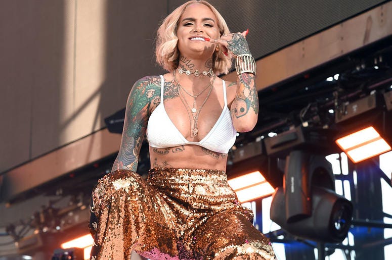 Kehlani performs onstage during the 2018 Coachella Valley Music and Arts Festival Weekend 1 at the Empire Polo Field on April 15, 2018 in Indio, California Kehlani performs onstage during the 2018 Coachella Valley Music and Arts Festival Weekend 1 at the Empire Polo Field on April 15, 2018 in Indio, California