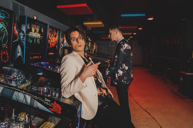 iDKHOW iDKHOW