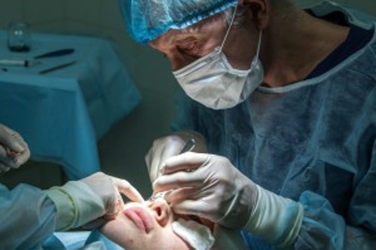 stock plastic surgeon pic