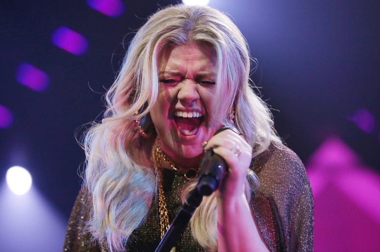 Kelly Clarkson Kelly Clarkson