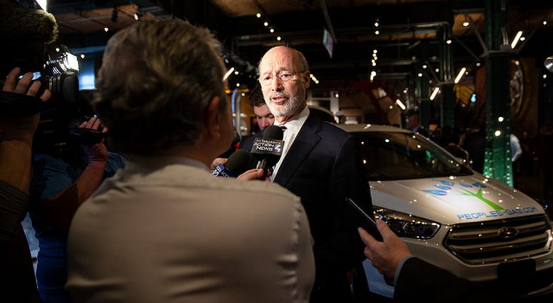 On the same day researchers released an analysis showing that carbon dioxide emissions increased in the U.S. for the first time in years, Gov. Tom Wolf has signed an order creating a goal for state agencies to reduce emissions in Pennsylvania. On the same day researchers released an analysis showing that carbon dioxide emissions increased in the U.S. for the first time in years, Gov. Tom Wolf has signed an order creating a goal for state agencies to reduce emissions in Pennsylvania.