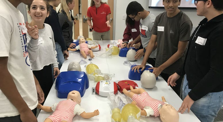 High school students get a training at University of the Sciences in assessing patients and treating opioid overdoses. High school students get a training at University of the Sciences in assessing patients and treating opioid overdoses.