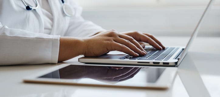 Looking for ideas on ways to treat COVID-19 patients, doctors turn to social media thumbnail