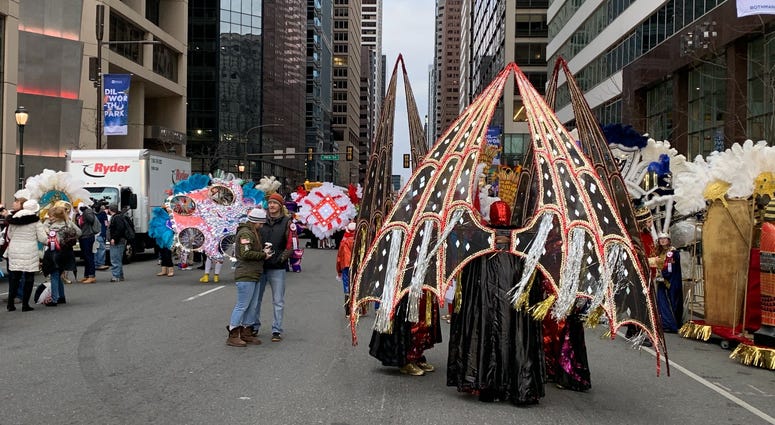 Mummers prepare for their big day o Jan 1, 2010, at Market and Broad streets. Mummers prepare for their big day o Jan 1, 2010, at Market and Broad streets.