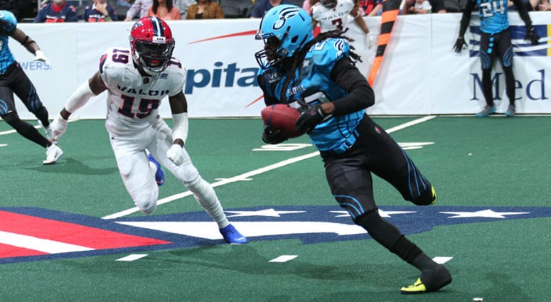 Philadelphia Soul defensive back Dwayne Hollis. Philadelphia Soul defensive back Dwayne Hollis.